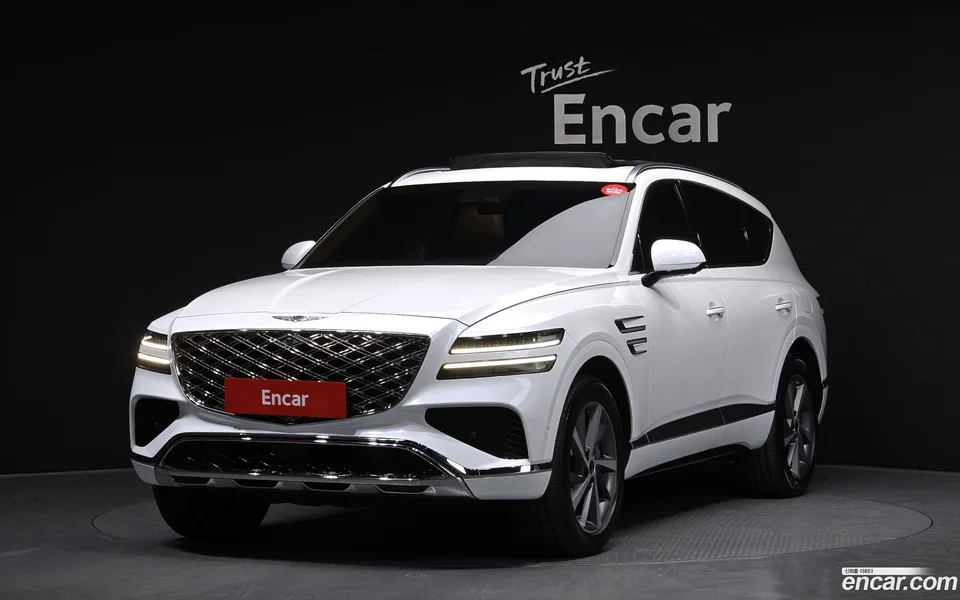 Genesis GV80 2.5T AWD 2023 — фото 1, купить с доставкой в Москву