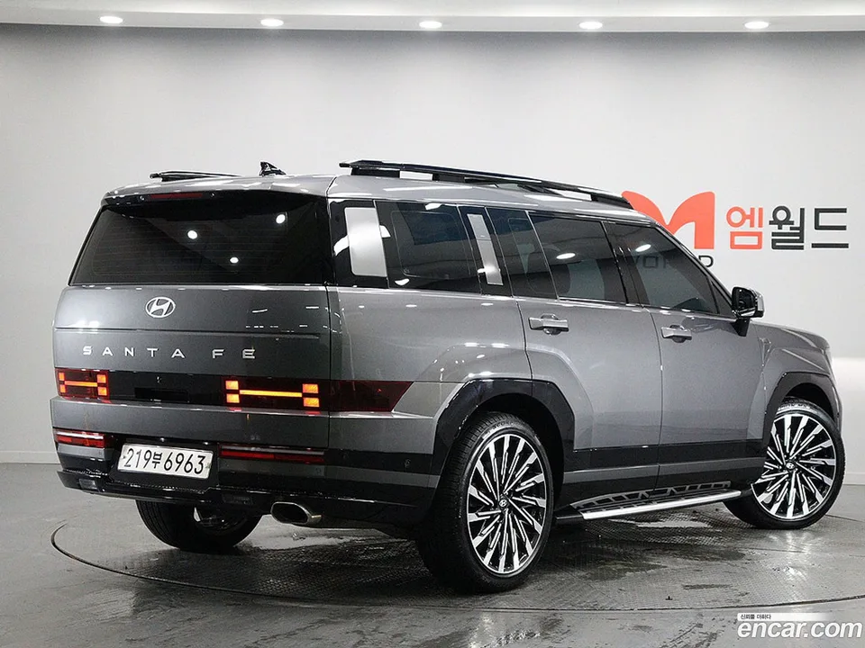 Hyundai SantaFe 2.5T 2WD 2023 — миниатюра 3