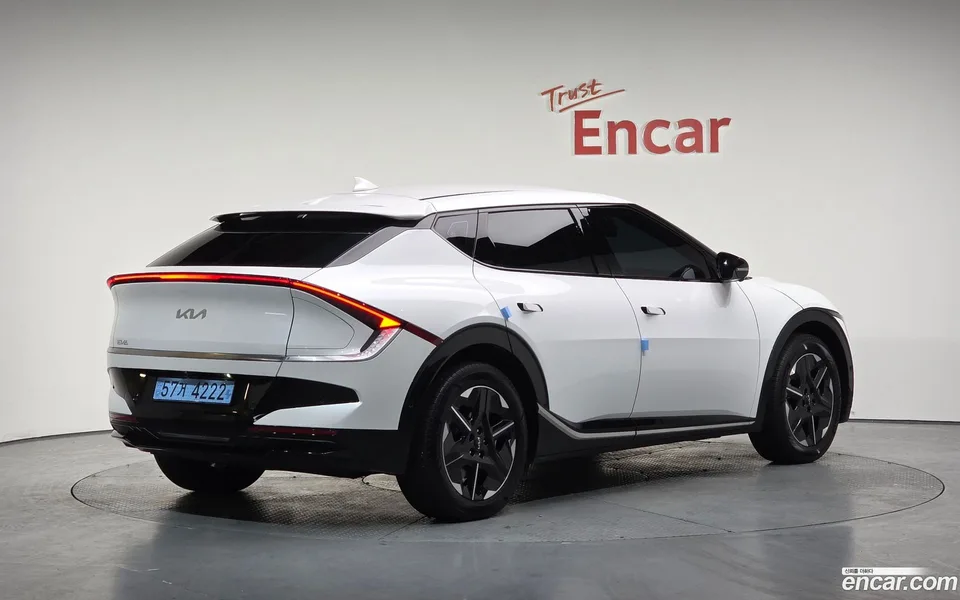 Kia EV6 2WD 2024 — миниатюра 2