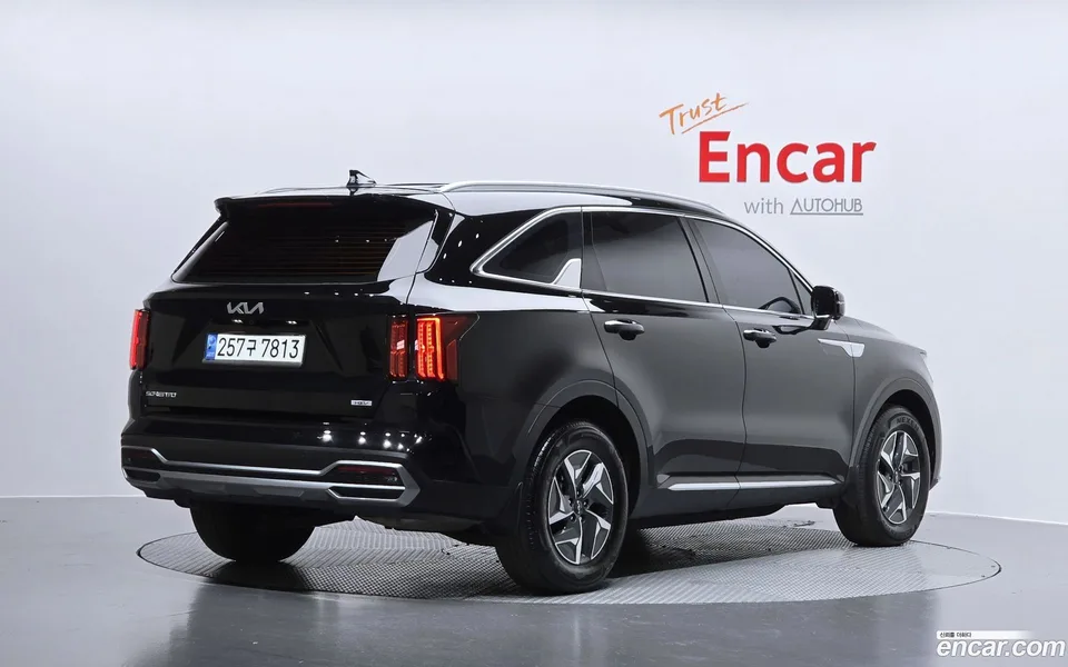 Kia Sorento HEV 1.6 2WD 2022 — миниатюра 2