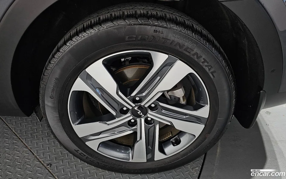 Kia Sorento HEV 1.6 2WD 2022 — миниатюра 5