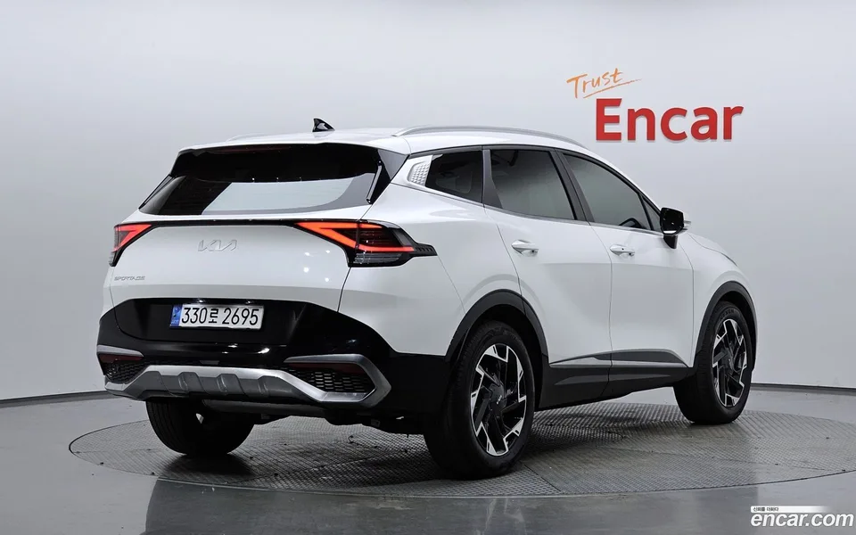 Kia Sportage 1.6 2WD 2022 — миниатюра 2
