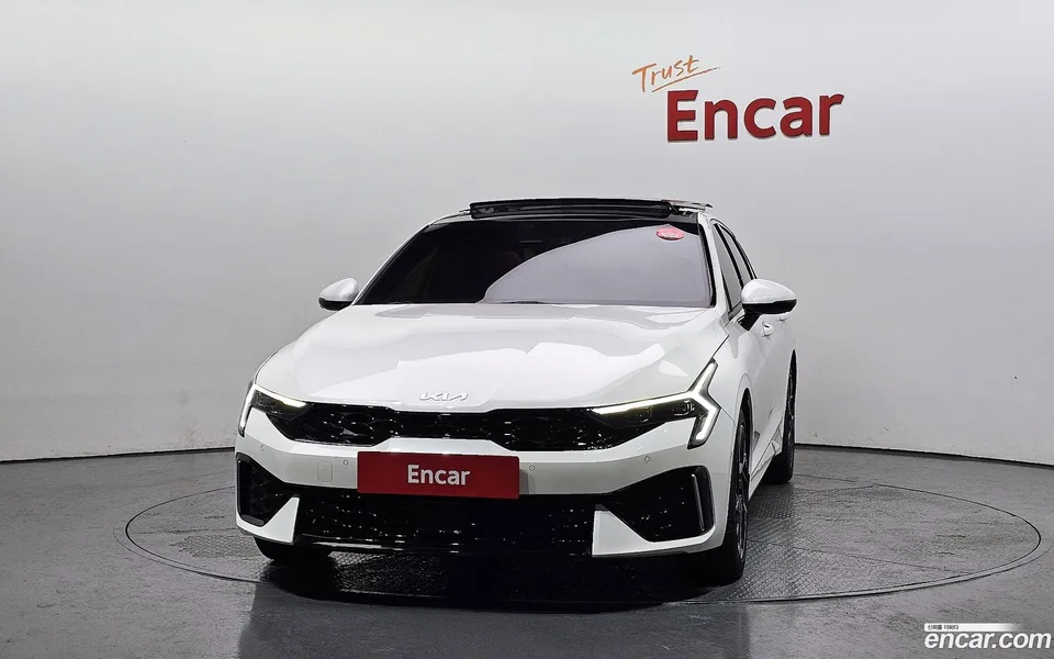 Kia K5 Hybrid 2023 — миниатюра 3