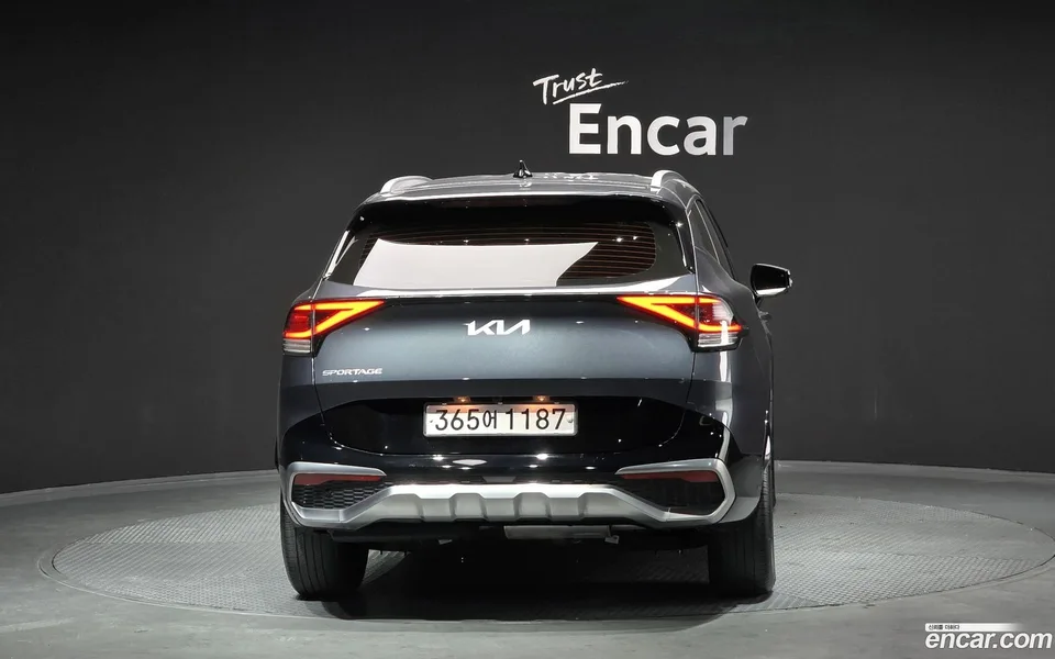 Kia Sportage 2.0 2WD 2022 — миниатюра 4