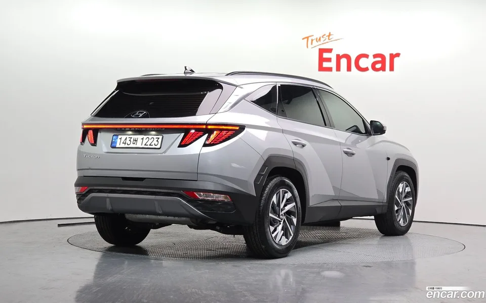 Hyundai Tucson Hybrid 2WD 2022 — миниатюра 2