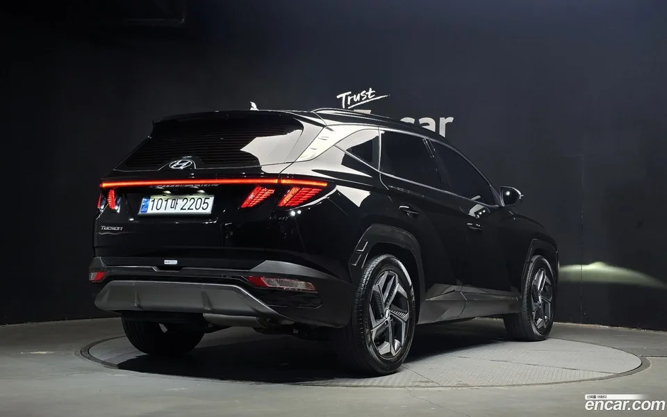 Hyundai Tucson 2.0 2WD 2022 — миниатюра 2