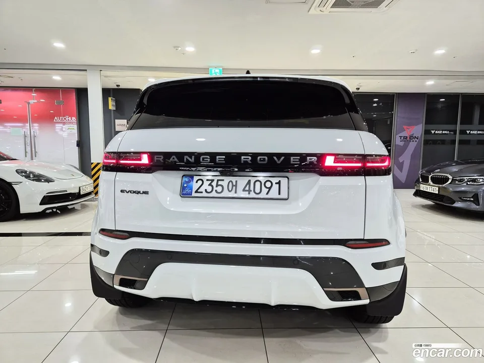 Land Rover Range Rover Evoque P250 SE 2025 — миниатюра 5