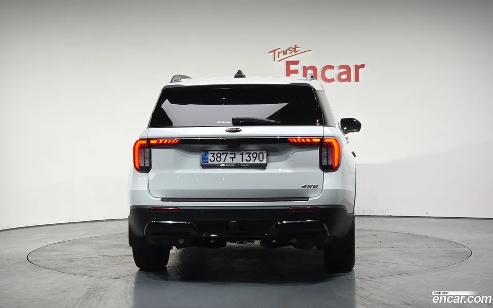 Ford Explorer 2.3 ST- 4WD 2025 — миниатюра 4