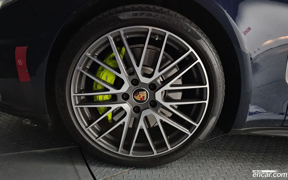 Porsche Panamera (971) 2.9 AWD E- 2023 — миниатюра 5