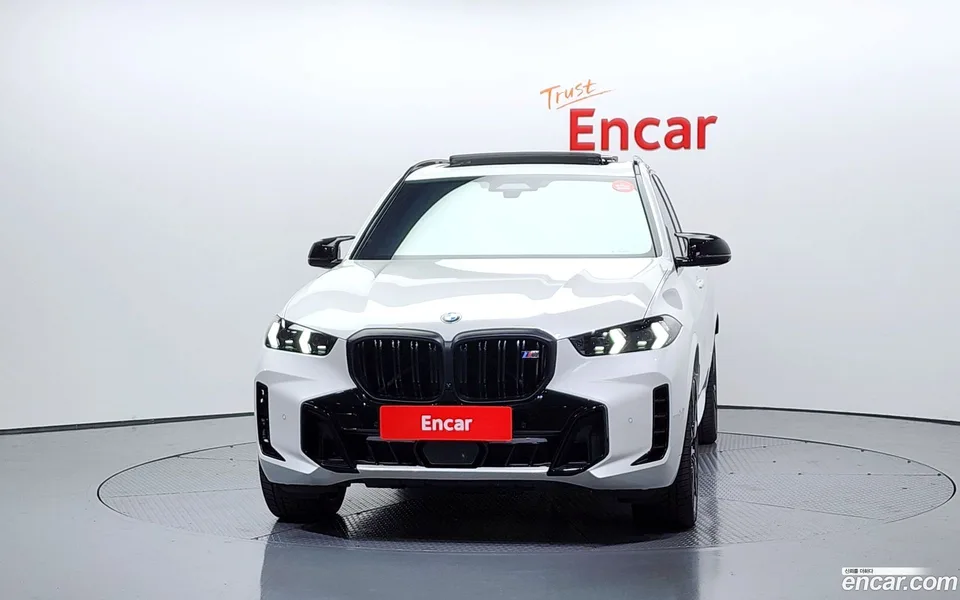 BMW X5 M60i 2024 — миниатюра 3
