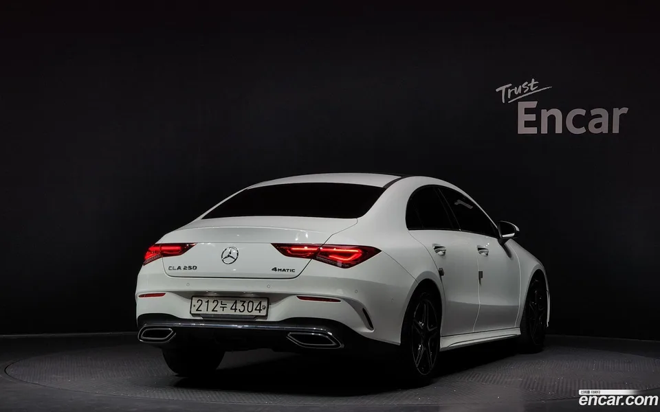 Mercedes-Benz CLA-Class CLA250 4MATIC 2022 — миниатюра 2