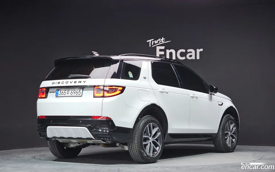 Land Rover Discovery Sport P250 SE 2025 — миниатюра 2