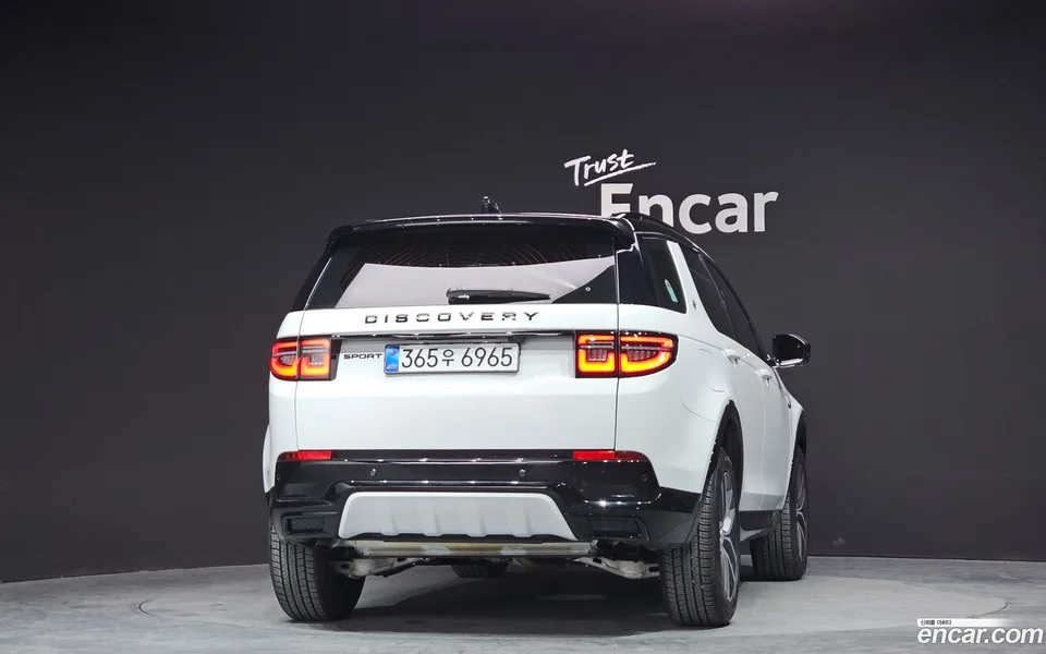 Land Rover Discovery Sport P250 SE 2025 — миниатюра 4