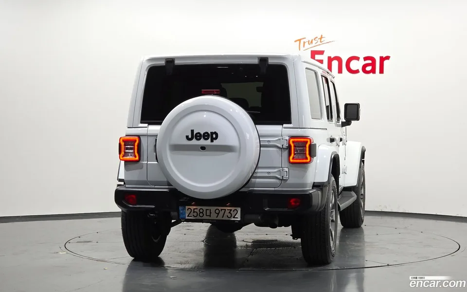 Jeep Wrangler 2.0 4 2023 — миниатюра 4