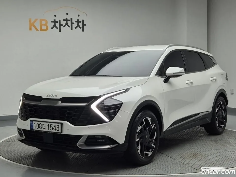 Kia Sportage 1.6 2WD 2024 — фото 1, купить с доставкой в Москву