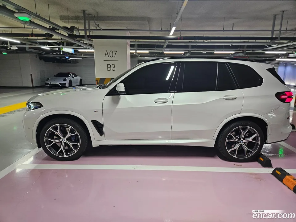 BMW X5 xDrive 40i M 2024 — миниатюра 4