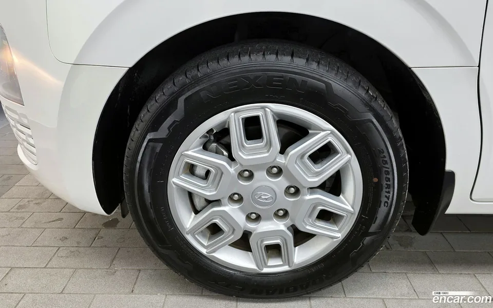 Hyundai Staria 4WD 9 2022 — миниатюра 5
