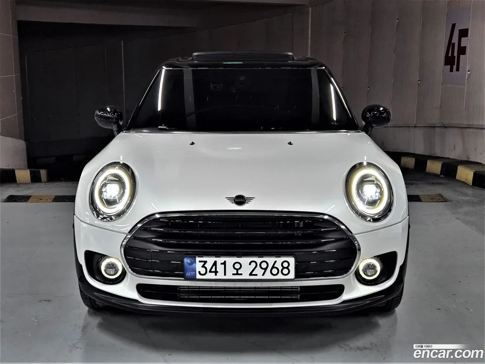 MINI Cooper Clubman 2024 — миниатюра 3