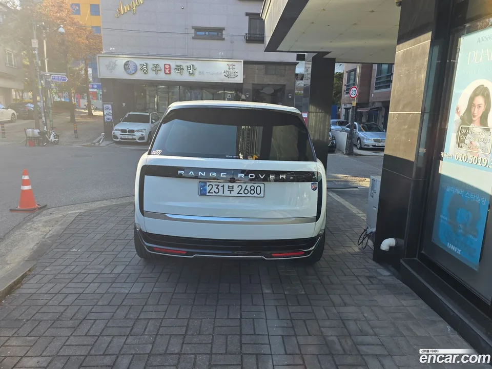 Land Rover Range Rover P530 AB LWB 2024 — миниатюра 4