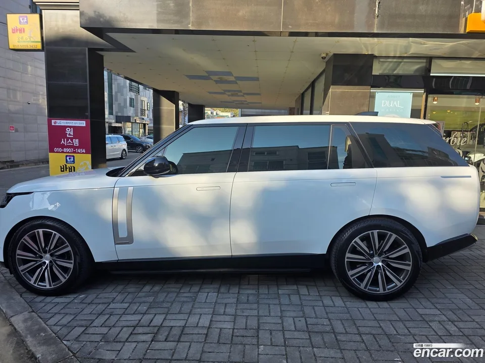 Land Rover Range Rover P530 AB LWB 2024 — миниатюра 5