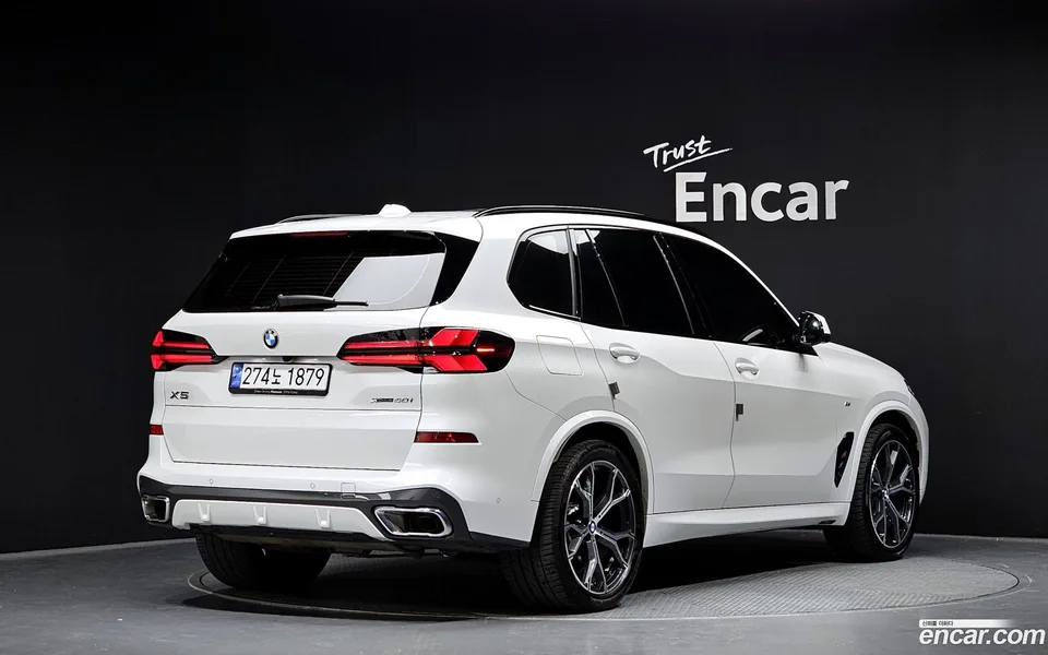 BMW X5 xDrive 40i M 2024 — миниатюра 2