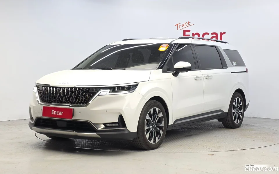 Kia Carnival 9 2022 — фото 1, купить с доставкой в Москву