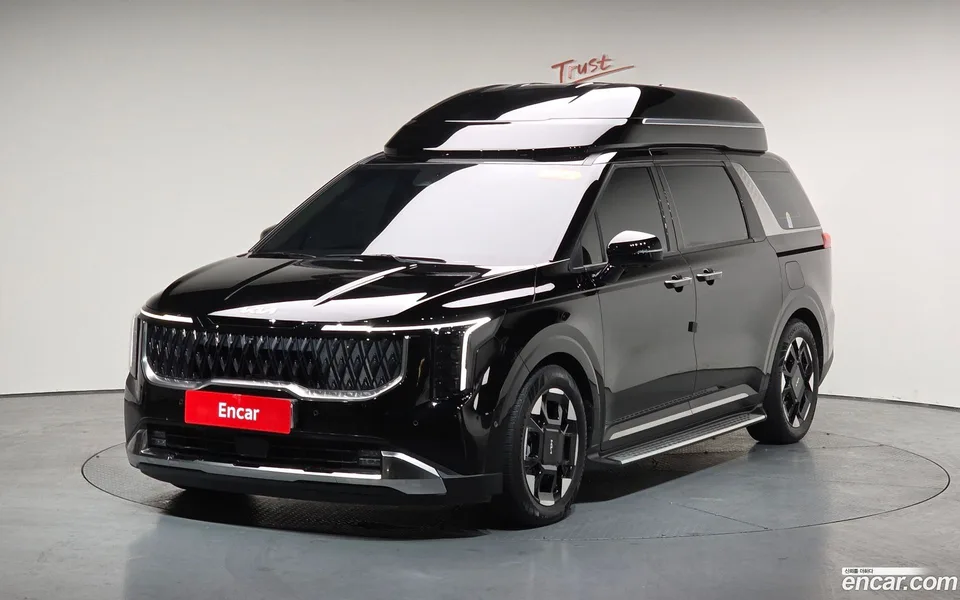 Kia Carnival HEV 4 2024 — фото 1, купить с доставкой в Москву
