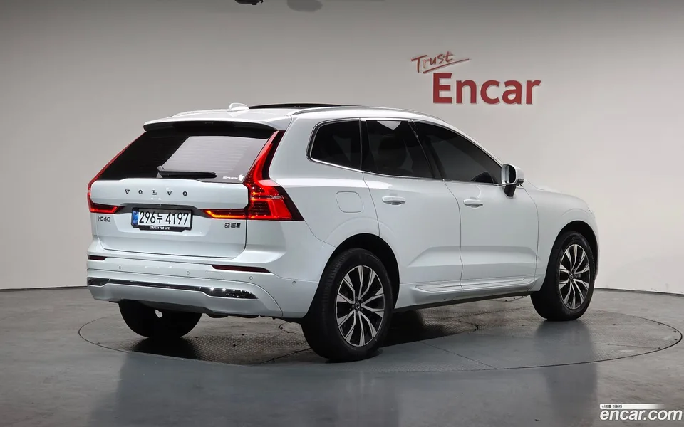 Volvo XC60 B5 2025 — миниатюра 2