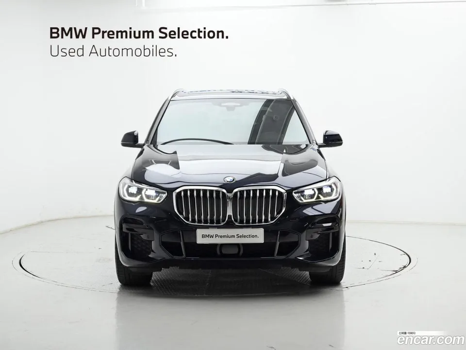 BMW X5 xDrive 40i M 2022 — миниатюра 3