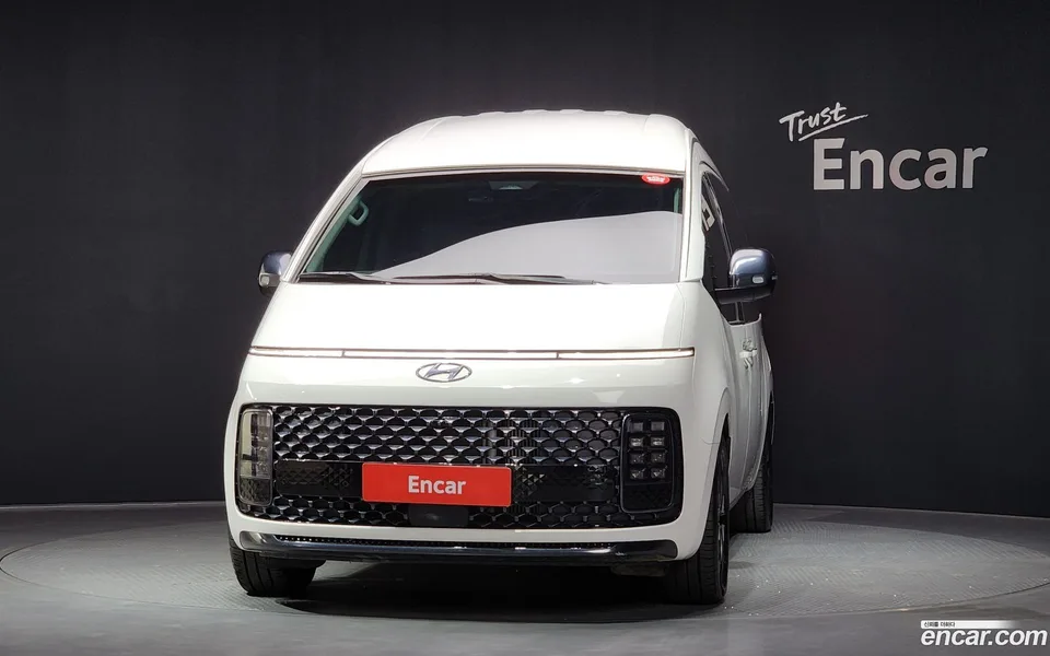 Hyundai Staria 4WD 9 2022 — миниатюра 3
