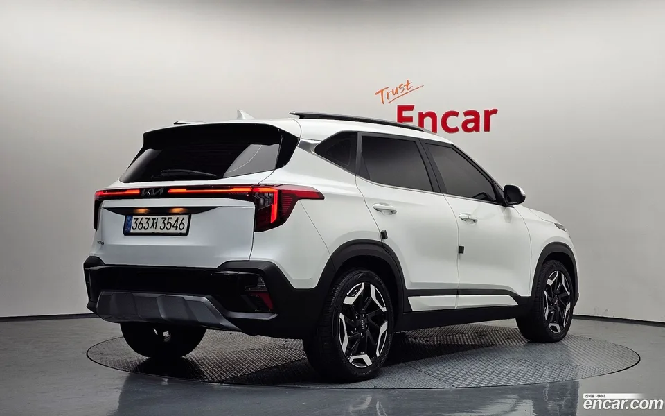 Kia Seltos 1.6 2WD 2023 — миниатюра 2