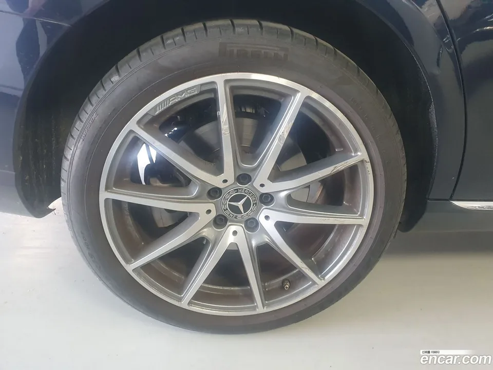 Mercedes-Benz E-Class E300e 4MATIC 2022 — миниатюра 5