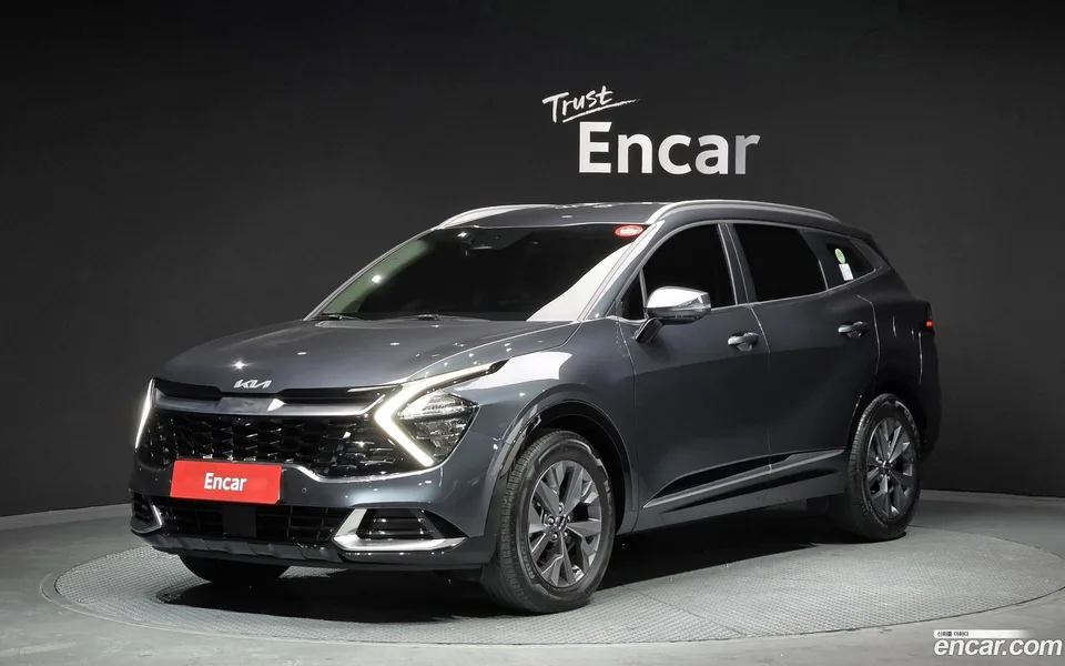Kia Sportage 2.0 2WD 2022 — фото 1, купить с доставкой в Москву