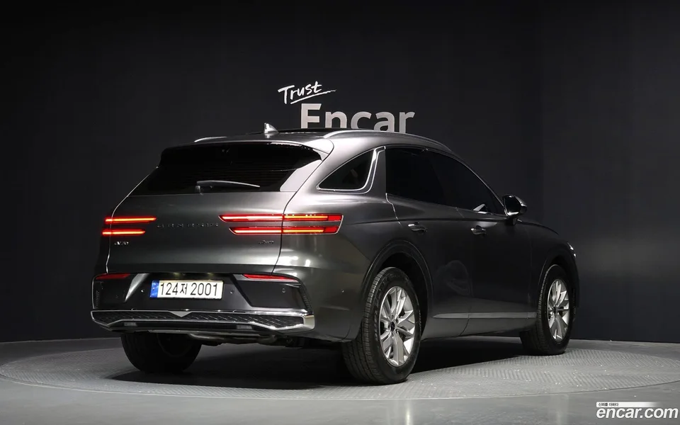 Genesis GV70 2.5T AWD 2024 — миниатюра 2