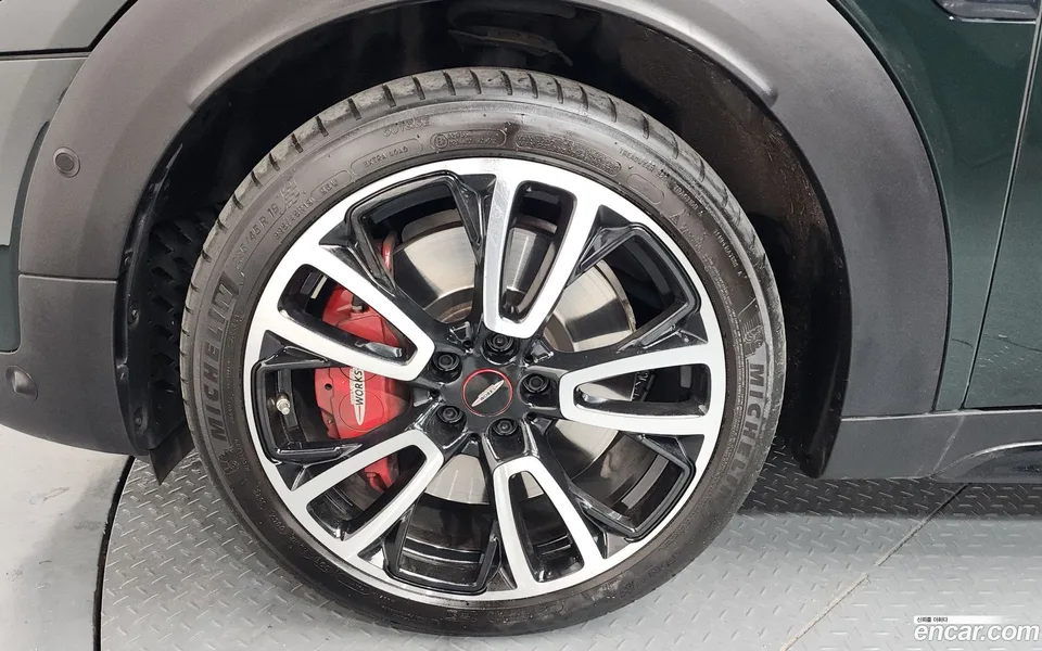 MINI Cooper S Countryman JCW 2022 — миниатюра 5