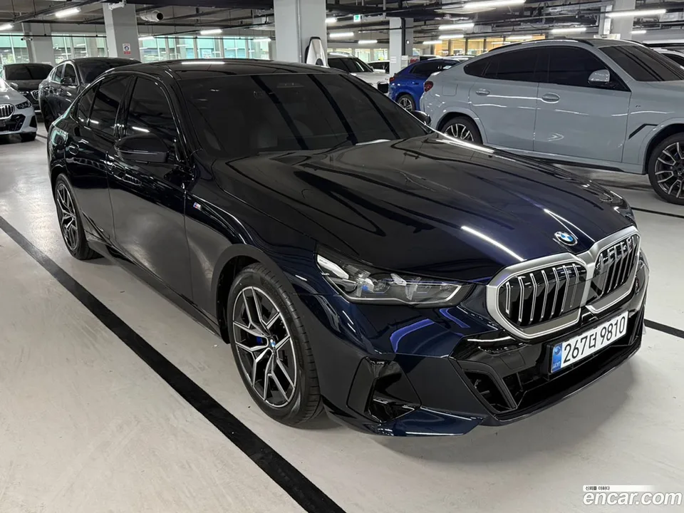 BMW 5 Series 520i M 2025 — миниатюра 2