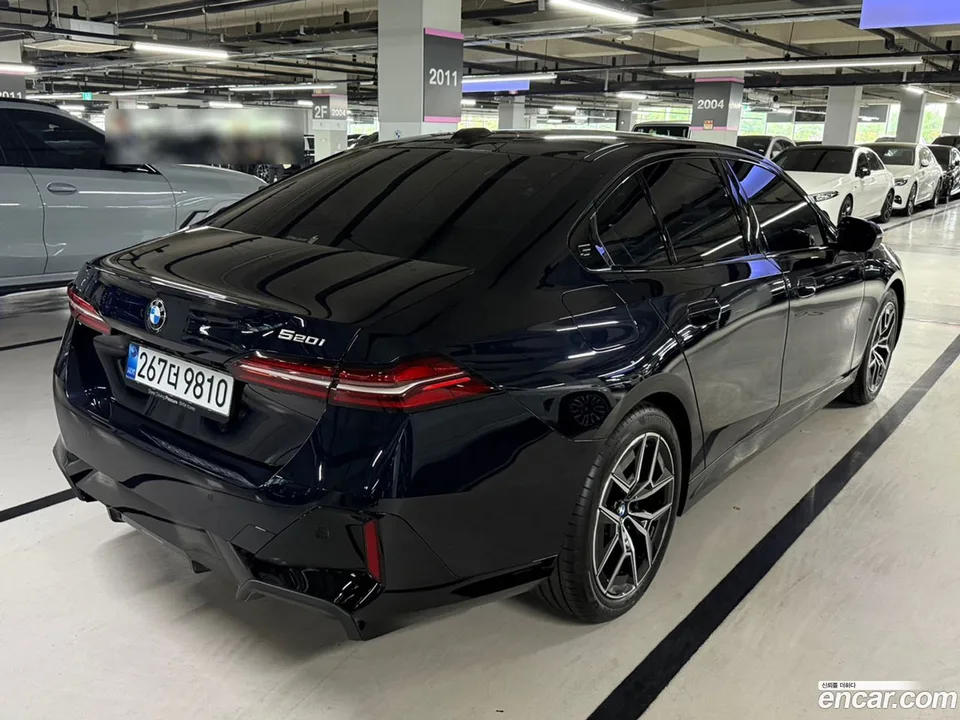 BMW 5 Series 520i M 2025 — миниатюра 5