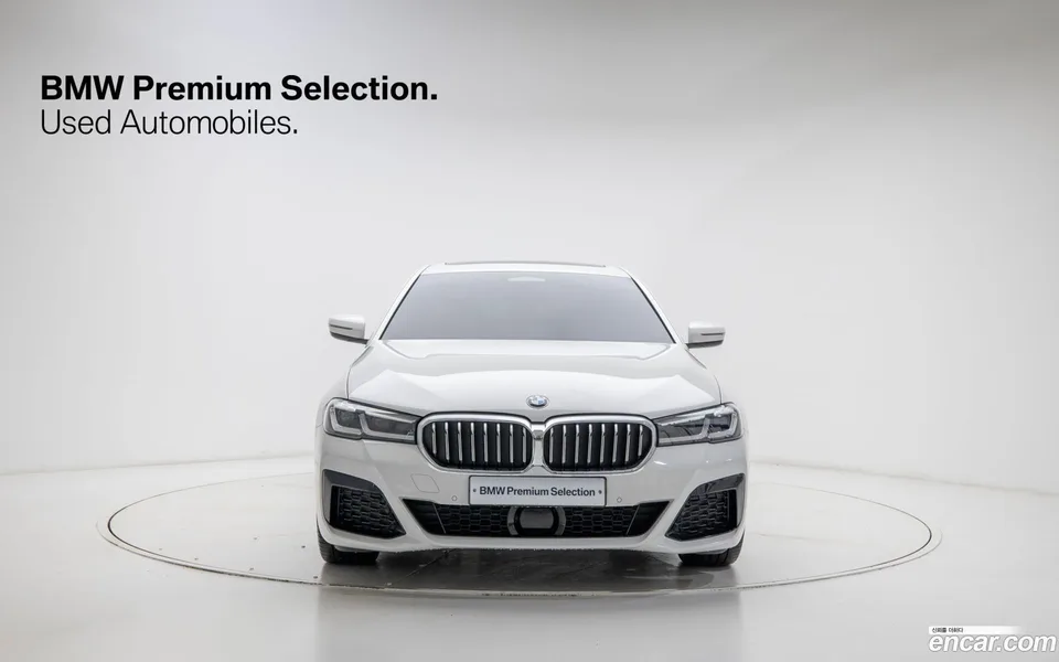 BMW 5 Series 530i M 2022 — миниатюра 3