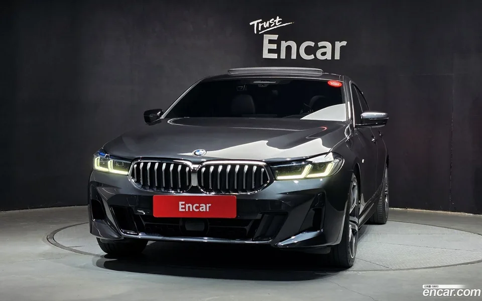 BMW 6 Series GT 630i xDrive M 2022 — миниатюра 3