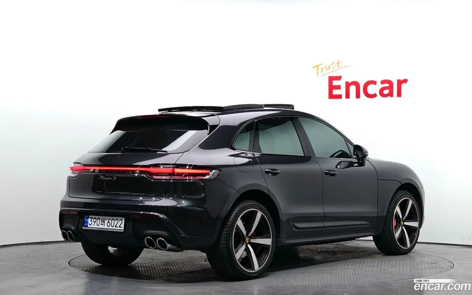 Porsche Macan 2.9 S 2023 — миниатюра 2
