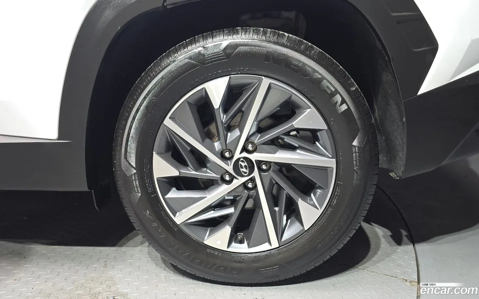 Hyundai Tucson 1.6 2WD 2022 — миниатюра 5