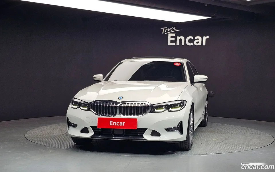 BMW 3 Series 320i 2022 — миниатюра 3