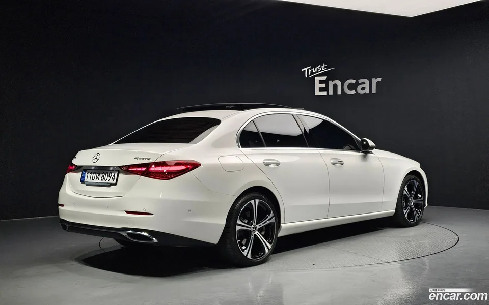 Mercedes-Benz C-Class C300 4MATIC 2023 — миниатюра 2