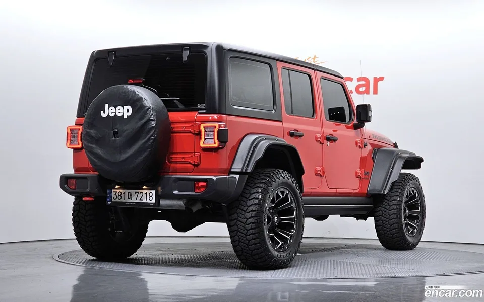 Jeep Wrangler 2.0 4 2022 — миниатюра 2