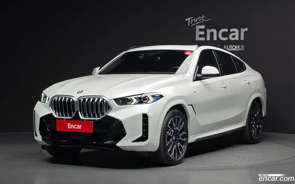 BMW X6 xDrive40i M 2025 — фото 1, купить с доставкой в Москву