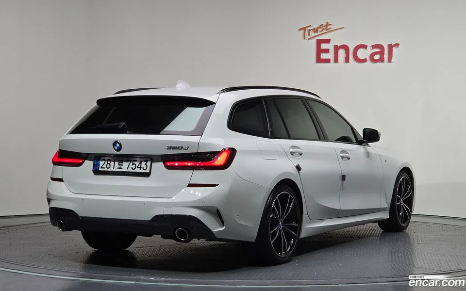 BMW 3 Series 320d M 2022 — миниатюра 2