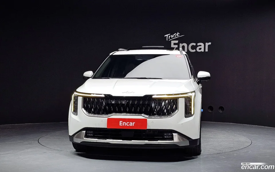 Kia Carnival 7 2023 — миниатюра 3