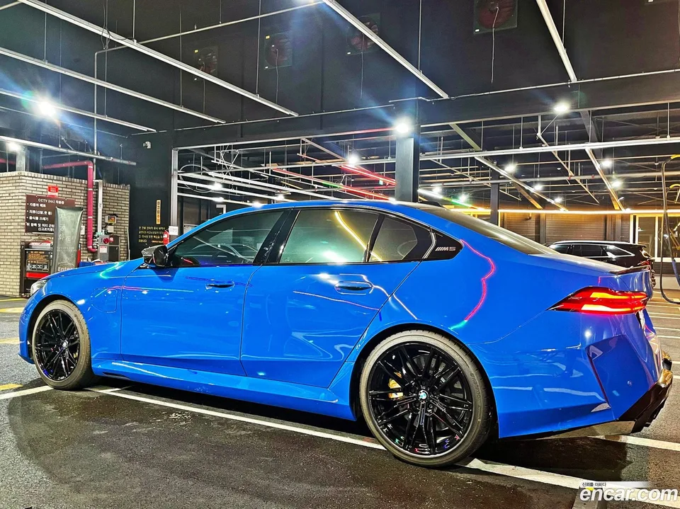 BMW M5 M5 2025 — миниатюра 4