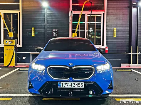 BMW M5 2025 купить в Москве