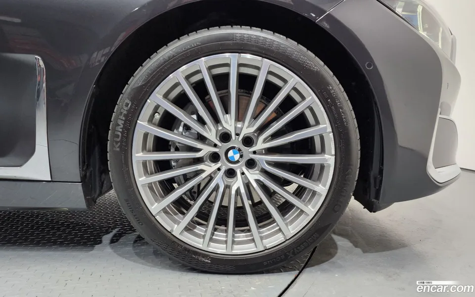 BMW 7 Series 730d xDrive 2022 — миниатюра 5